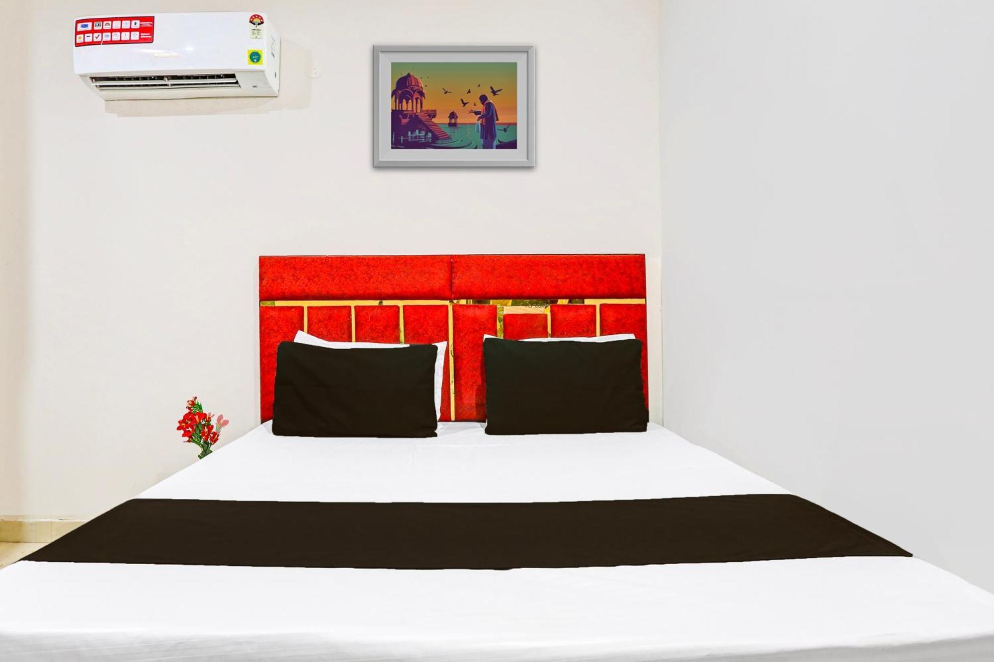 Hotel O Redbull Inn Gurgaon Eksteriør bilde