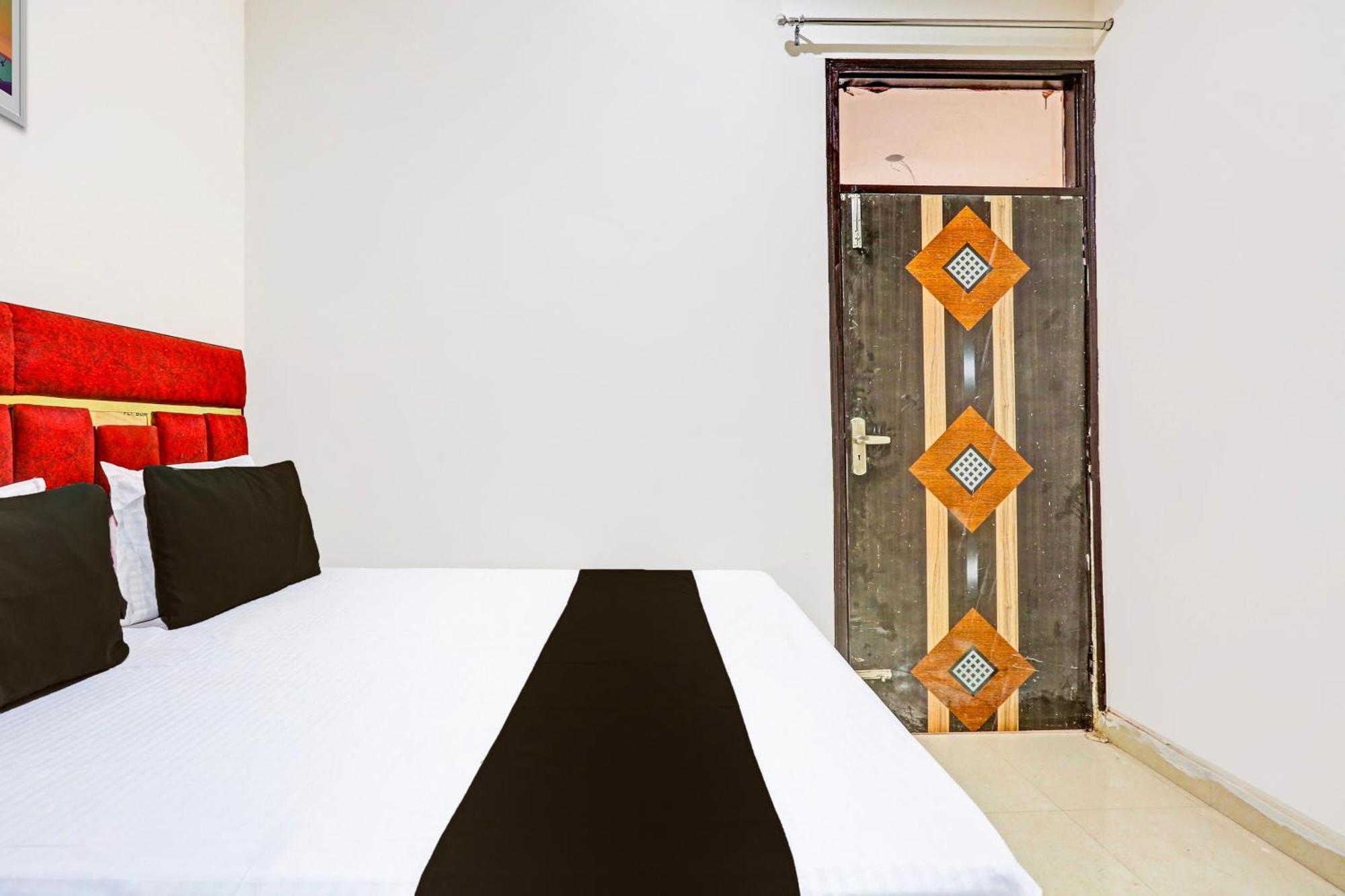 Hotel O Redbull Inn Gurgaon Eksteriør bilde